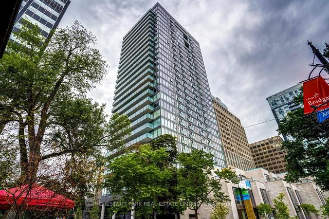 2004 - 99 Foxbar Rd, Condo with 2 bedrooms, 1 bathrooms and 1 parking in Toronto ON | Image 19