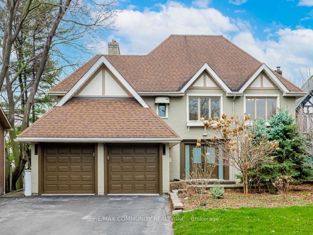 95 Hill Cres, House detached with 5 bedrooms, 5 bathrooms and 12 parking in Toronto ON | Image 1