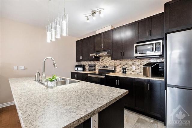 306 - 200 Equinox Drive, Condo with 2 bedrooms, 2 bathrooms and 1 parking in Russell ON | Image 6