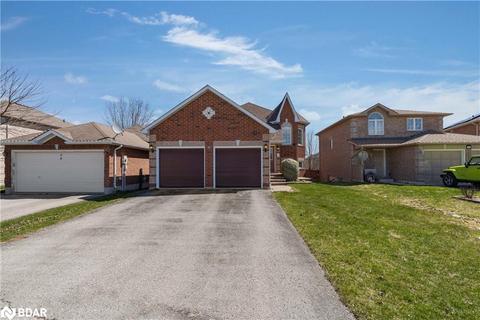 32 Dunsmore Lane, Barrie, ON, L4M7A1 | Card Image