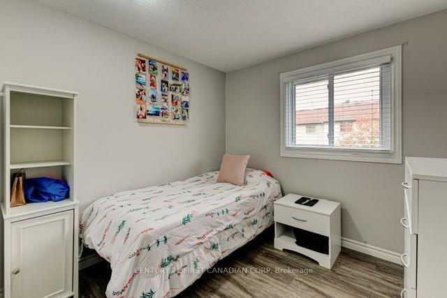 49 - 217 Martinet Ave, Townhouse with 3 bedrooms, 2 bathrooms and 1 parking in London ON | Image 3