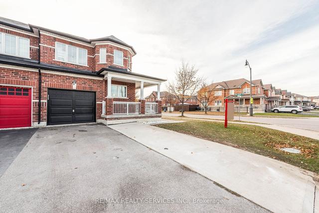 2 Burnstown Circ, House semidetached with 4 bedrooms, 4 bathrooms and 4 parking in Brampton ON | Image 12