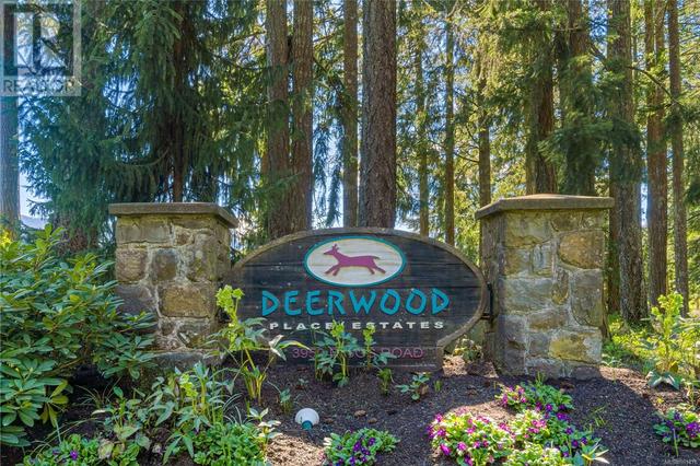3866 Maplewood Dr, House other with 2 bedrooms, 1 bathrooms and 3 parking in Nanaimo BC | Image 9