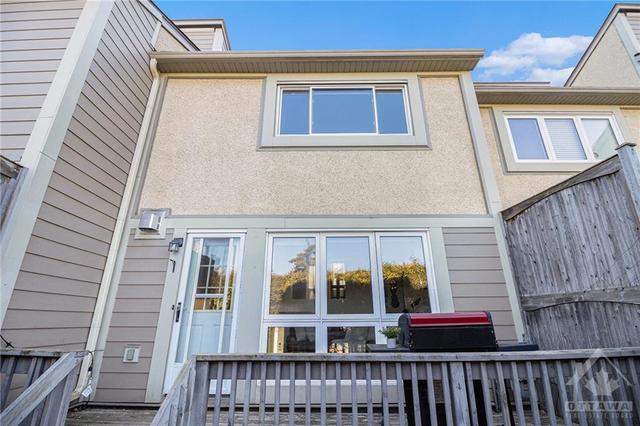 50 Peary Way, Townhouse with 3 bedrooms, 2 bathrooms and 2 parking in Ottawa ON | Image 21