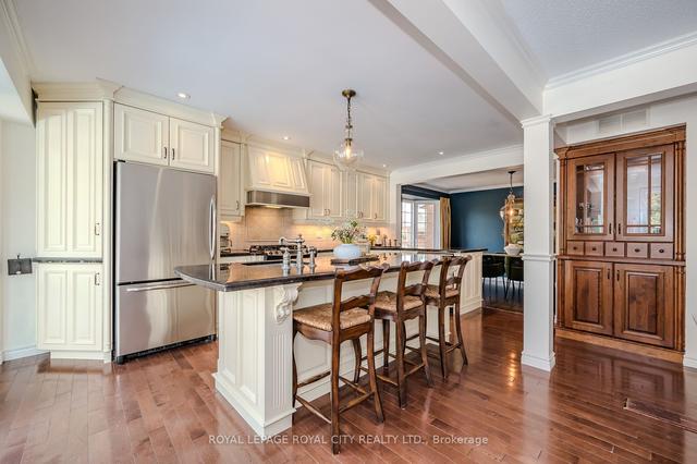 35 Foxwood Cres, House detached with 3 bedrooms, 4 bathrooms and 4 parking in Guelph ON | Image 39