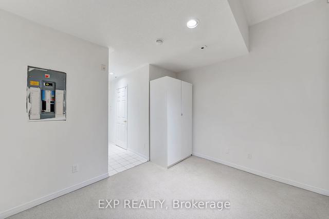 708 - 28 Rosebank Dr, Townhouse with 3 bedrooms, 3 bathrooms and 2 parking in Toronto ON | Image 20