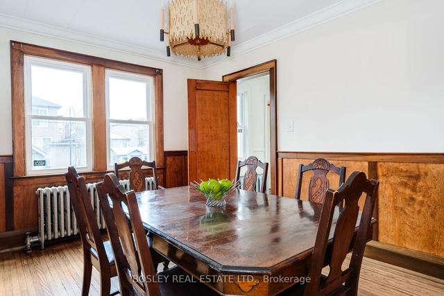 43 Kings Park Blvd, House detached with 4 bedrooms, 2 bathrooms and 2 parking in Toronto ON | Image 2
