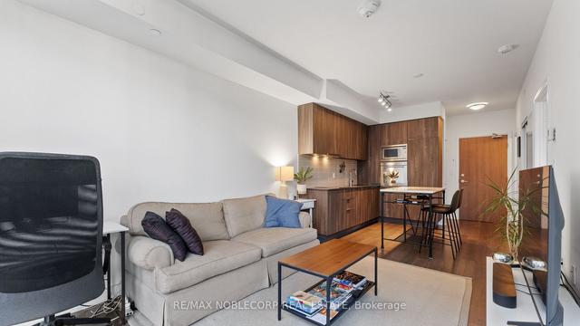 919 - 576 Front St, Condo with 1 bedrooms, 1 bathrooms and 0 parking in Toronto ON | Image 5