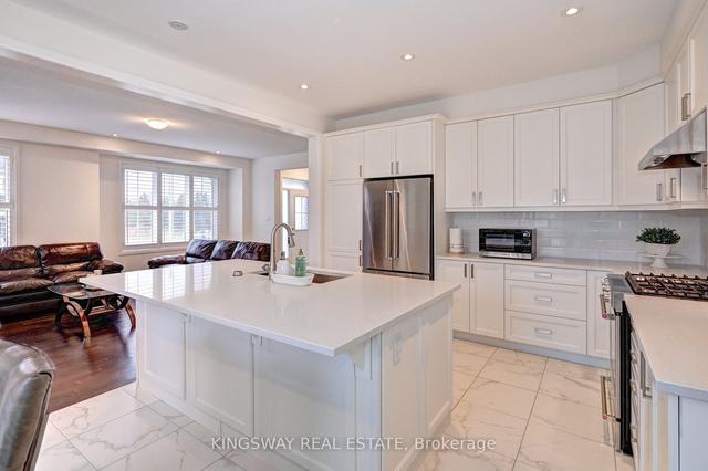31 Compass Tr, House detached with 4 bedrooms, 3 bathrooms and 4 parking in Cambridge ON | Image 10