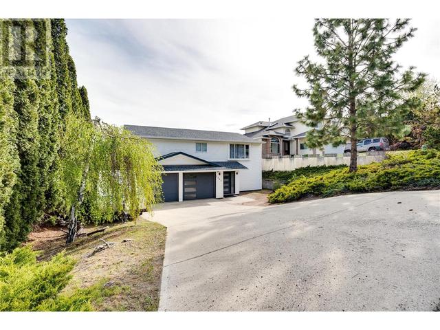 2161 Shamrock Drive, House detached with 4 bedrooms, 2 bathrooms and 2 parking in West Kelowna BC | Image 40