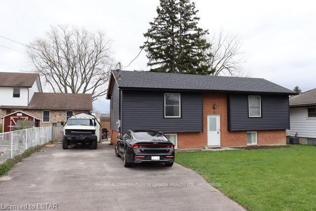 5 York St, House detached with 1 bedrooms, 2 bathrooms and 4 parking in Aylmer ON | Image 1