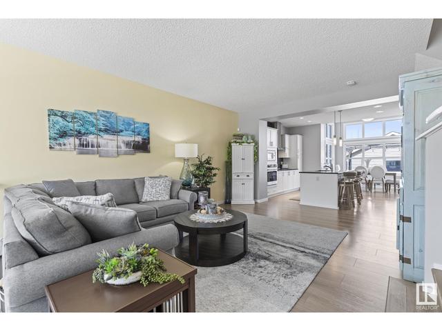 7704 24 Av Sw, House detached with 3 bedrooms, 2 bathrooms and 2 parking in Edmonton AB | Image 8