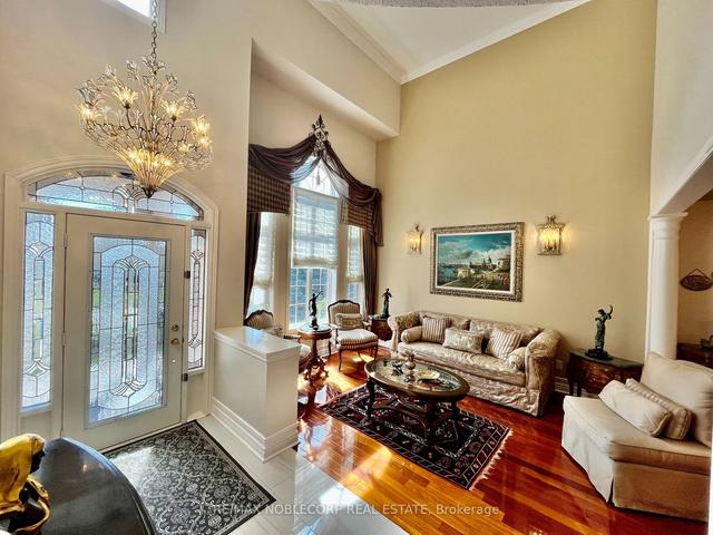 2139 Helmsley Ave, House detached with 4 bedrooms, 4 bathrooms and 4 parking in Oakville ON | Image 23
