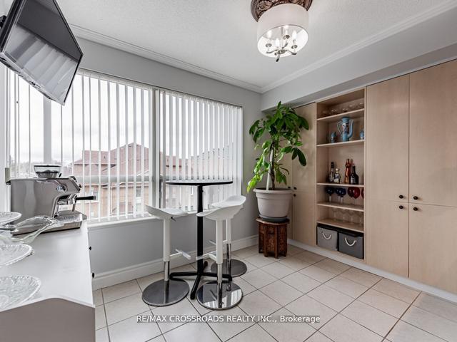 302 - 5 Emerald Lane, Condo with 2 bedrooms, 2 bathrooms and 2 parking in Vaughan ON | Image 11