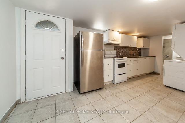 130 Ontario St, House semidetached with 2 bedrooms, 2 bathrooms and 4 parking in Clarington ON | Image 7