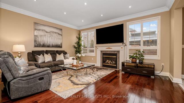 13 Wonder Way, House detached with 5 bedrooms, 6 bathrooms and 7 parking in Brampton ON | Image 37