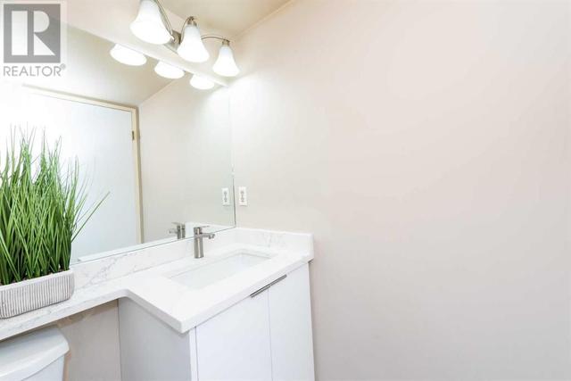 203, - 330 15 Avenue Sw, Condo with 2 bedrooms, 1 bathrooms and 1 parking in Calgary AB | Image 21