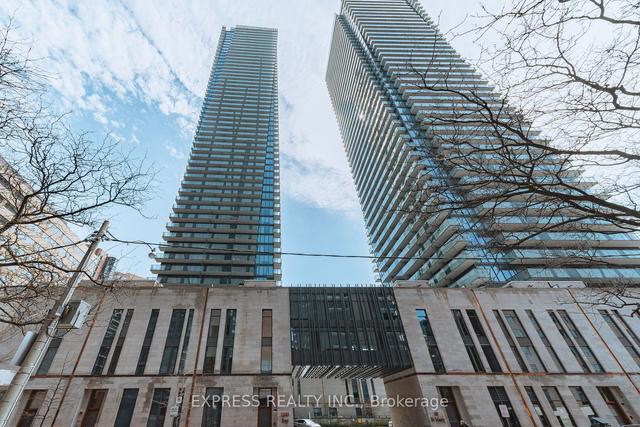 4101 - 1080 Bay St, Condo with 1 bedrooms, 1 bathrooms and 0 parking in Toronto ON | Image 1