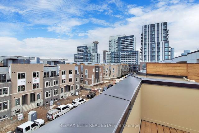361 - 90 Honeycrisp Cres Way, Townhouse with 3 bedrooms, 3 bathrooms and 1 parking in Vaughan ON | Image 25