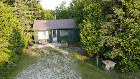45 Baywatch Drive, Northern Bruce Peninsula, ON, N0H2T0 | Card Image