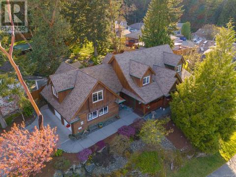 775 Southland Way, House detached with 4 bedrooms, 3 bathrooms and 2 parking in Nanaimo BC | Card Image