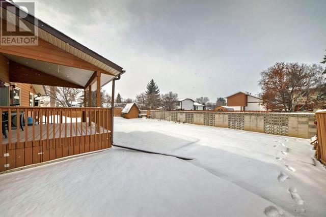 5408 60 Street, House detached with 4 bedrooms, 3 bathrooms and 3 parking in Ponoka AB | Image 39