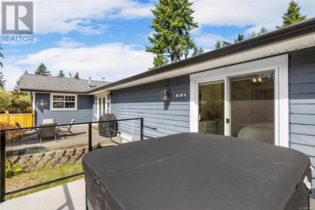 7357 Lantzville Rd, House detached with 3 bedrooms, 3 bathrooms and 3 parking in Lantzville BC | Image 24