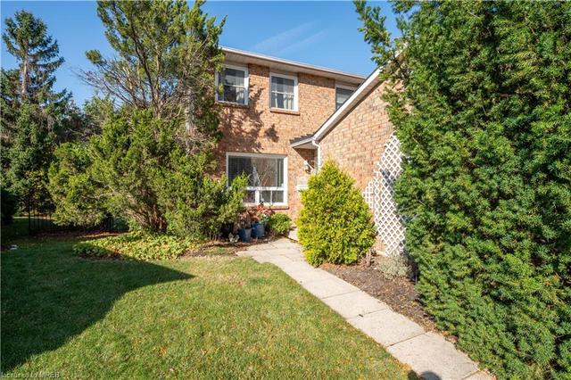 26 Myna Court, House detached with 4 bedrooms, 1 bathrooms and 4 parking in Brampton ON | Image 23