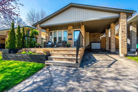 2385 Coldstream Dr, House detached with 3 bedrooms, 2 bathrooms and 3 parking in Burlington ON | Card Image