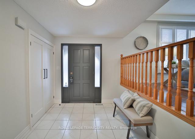 16 Mansfield Cres, House detached with 3 bedrooms, 4 bathrooms and 3 parking in Whitby ON | Image 12