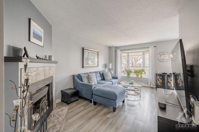 513 Sidney Drive, Townhouse with 3 bedrooms, 2 bathrooms and 2 parking in Ottawa ON | Image 10
