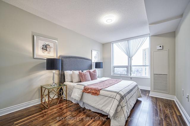 1019 - 500 Doris Ave, Condo with 2 bedrooms, 2 bathrooms and 1 parking in Toronto ON | Image 6