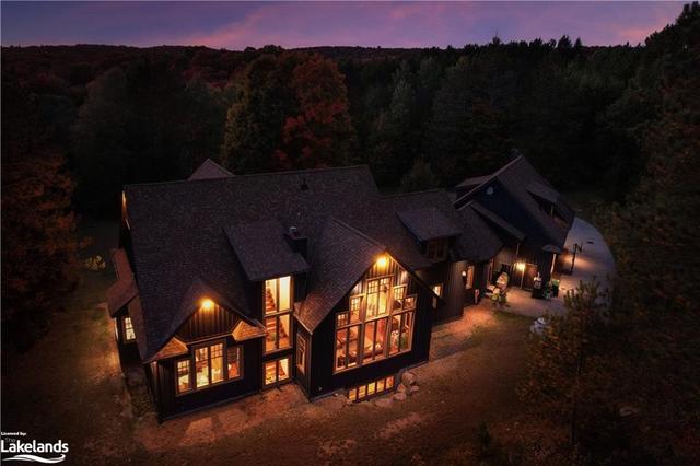 1074 Tally Ho Winter Park Road, House detached with 5 bedrooms, 5 bathrooms and 11 parking in Lake of Bays ON | Image 40