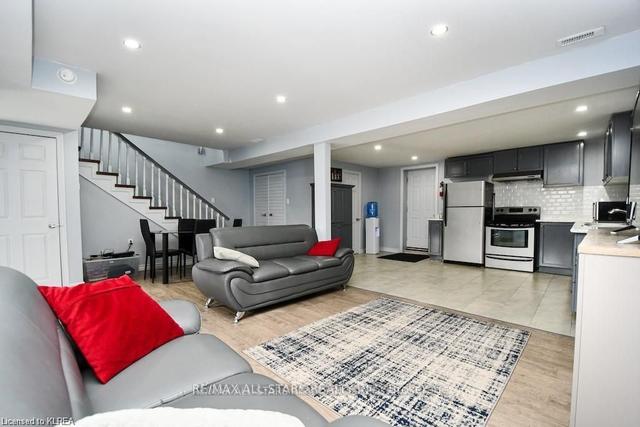 12 Cherryhill St, House detached with 3 bedrooms, 2 bathrooms and 3 parking in Kawartha Lakes ON | Image 30