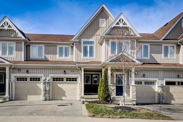 94 Autumn Harvest Rd, Townhouse with 3 bedrooms, 3 bathrooms and 2 parking in Clarington ON | Image 1