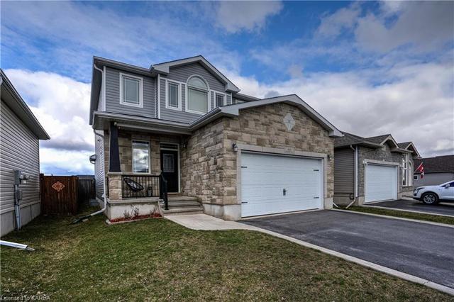 203 Kildare Avenue, House detached with 4 bedrooms, 3 bathrooms and 4 parking in Loyalist ON | Image 12