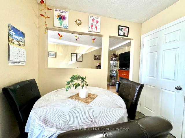c - 799 Patterson Pl, House attached with 2 bedrooms, 2 bathrooms and 2 parking in Cambridge ON | Image 11