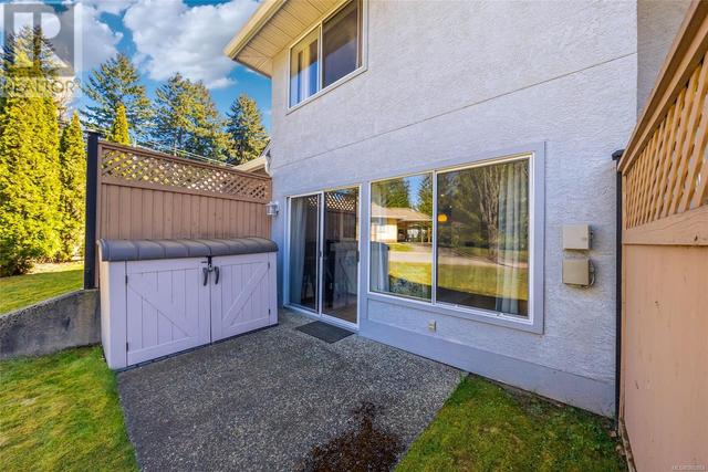 6023 Jake's Pl, House attached with 2 bedrooms, 2 bathrooms and 2 parking in Nanaimo BC | Image 27