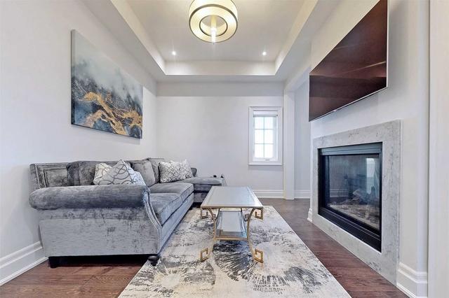 117 Endless Circ, House detached with 4 bedrooms, 5 bathrooms and 12 parking in Vaughan ON | Image 18