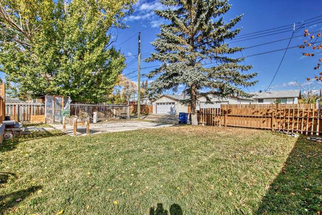 1344 Pennsburg Road Se, House detached with 3 bedrooms, 1 bathrooms and 2 parking in Calgary AB | Image 36
