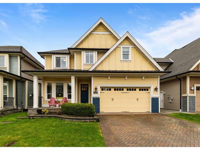 7303 198a Street, House detached with 6 bedrooms, 5 bathrooms and 6 parking in Langley BC | Image 2