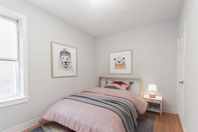 35 Day Ave, House semidetached with 3 bedrooms, 2 bathrooms and 1 parking in Toronto ON | Image 16