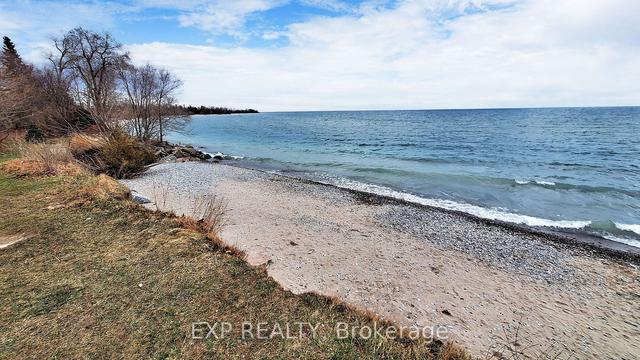 925 Pickering Beach Rd, House detached with 2 bedrooms, 2 bathrooms and 6 parking in Ajax ON | Image 18