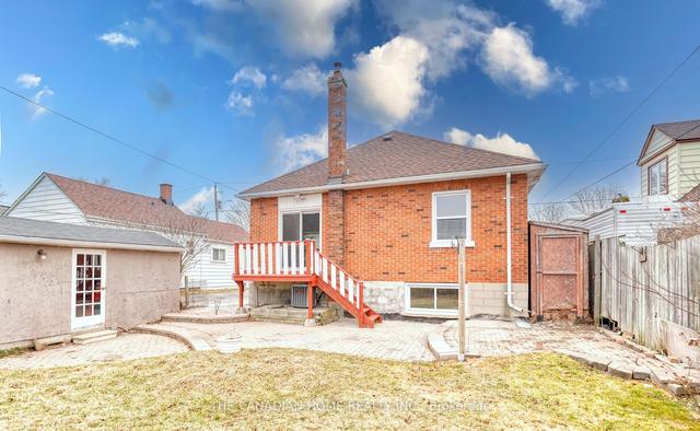 239 Edward Ave Ave, House detached with 3 bedrooms, 4 bathrooms and 4 parking in Oshawa ON | Image 33