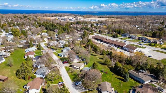9 South Boulevard, House detached with 2 bedrooms, 1 bathrooms and 2 parking in Innisfil ON | Image 31