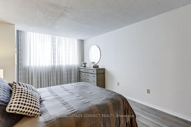 1908 - 75 Wynford Heights Cres, Condo with 2 bedrooms, 2 bathrooms and 2 parking in Toronto ON | Image 11