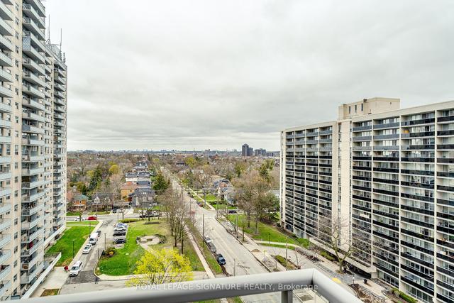 1103 - 70 High Park Ave, Condo with 2 bedrooms, 1 bathrooms and 1 parking in Toronto ON | Image 20