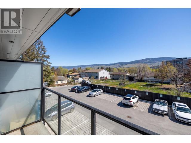 220 - 345 Dougall Road N, Condo with 0 bedrooms, 1 bathrooms and null parking in Kelowna BC | Image 8