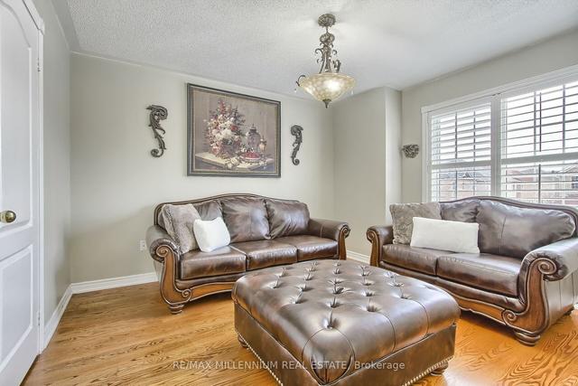 10 Royal Springs Cres, House detached with 4 bedrooms, 4 bathrooms and 6 parking in Brampton ON | Image 21