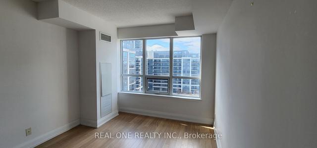 922 - 372 Highway 7, Condo with 1 bedrooms, 1 bathrooms and 2 parking in Richmond Hill ON | Image 21